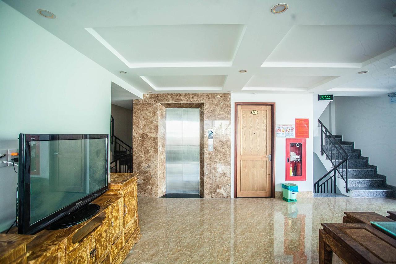 Flower Apartment Da Nang Bagian luar foto