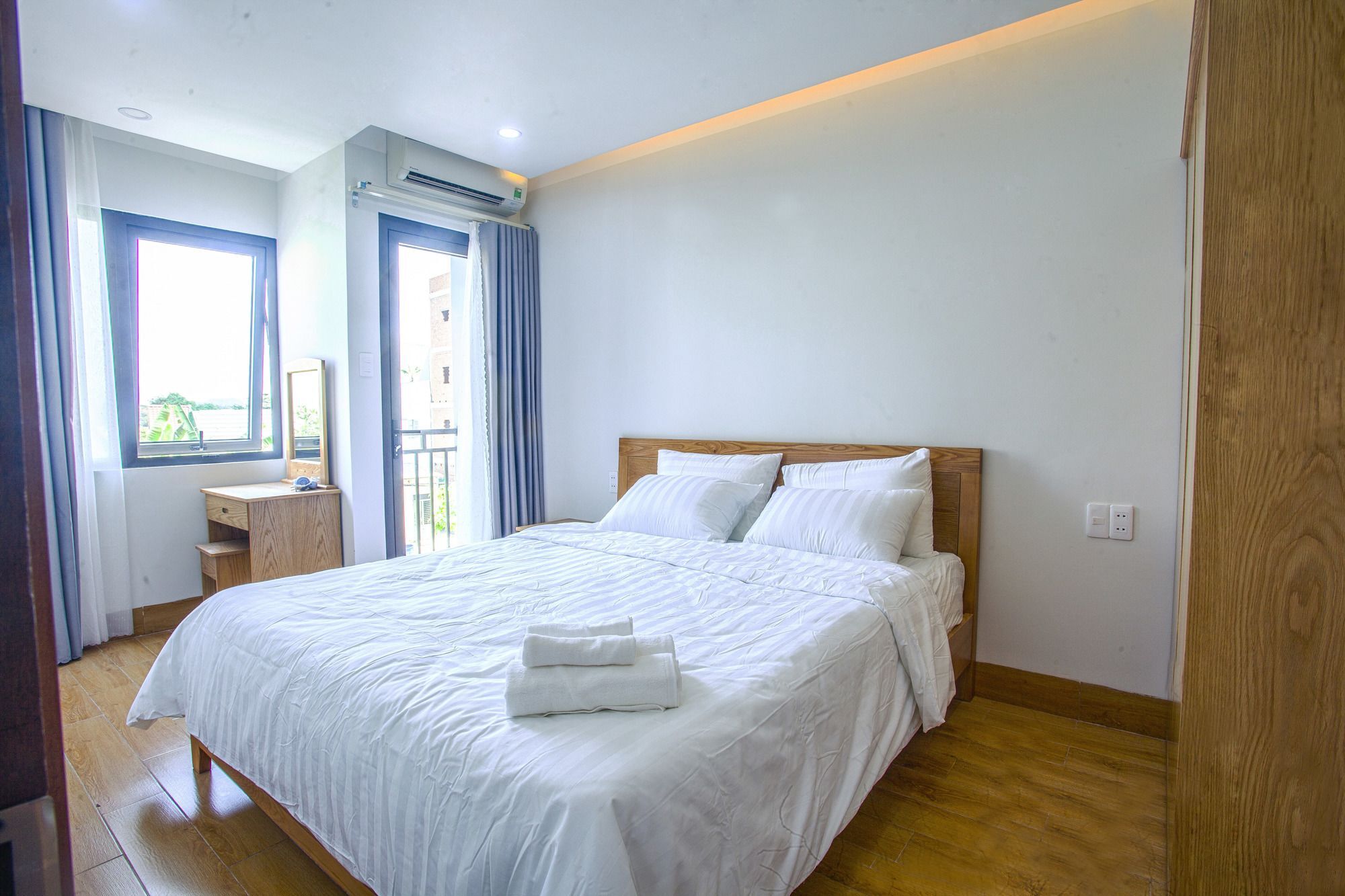 Flower Apartment Da Nang Bagian luar foto