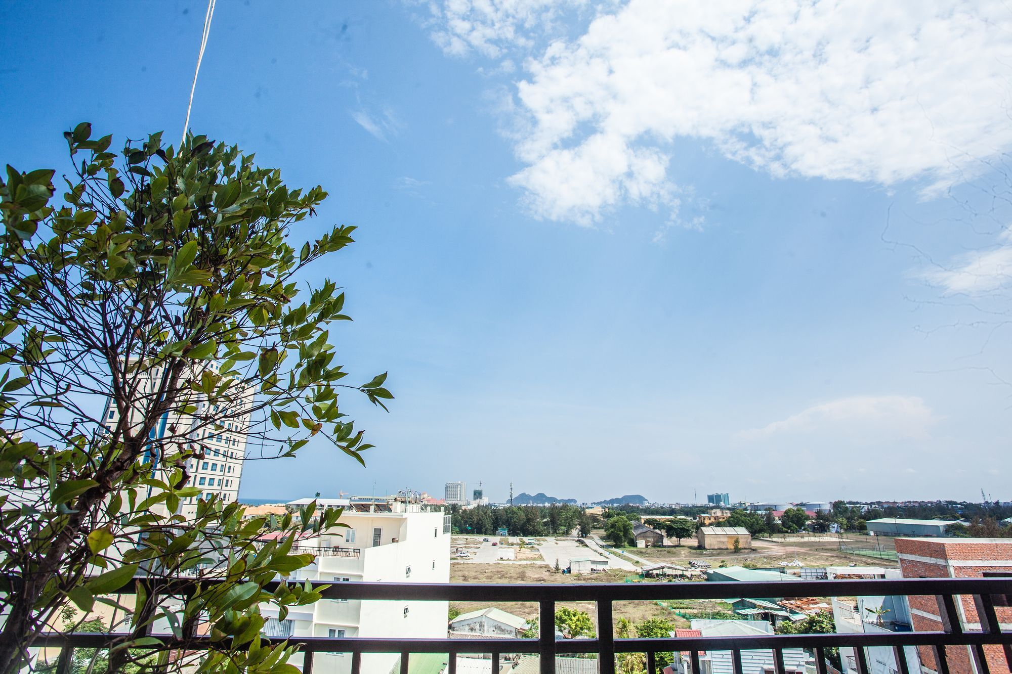 Flower Apartment Da Nang Bagian luar foto