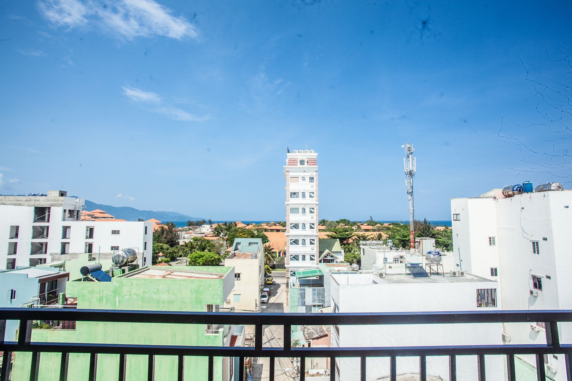 Flower Apartment Da Nang Bagian luar foto